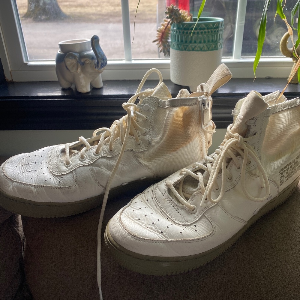 Men’s sneakers